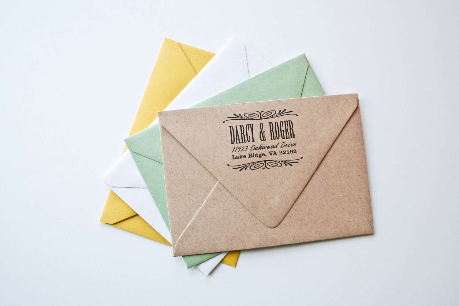 Set of 100 Wedding Save The Date Tags