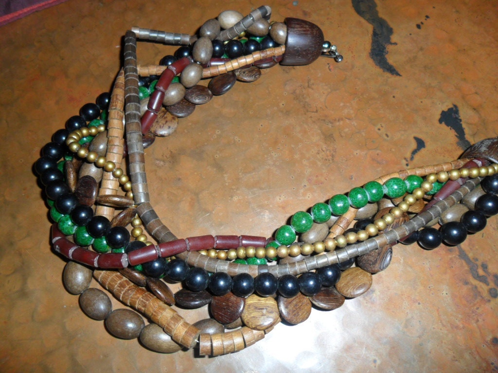 Vintagw Wooden Bead Necklace