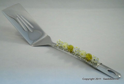 Beaded Cake Server