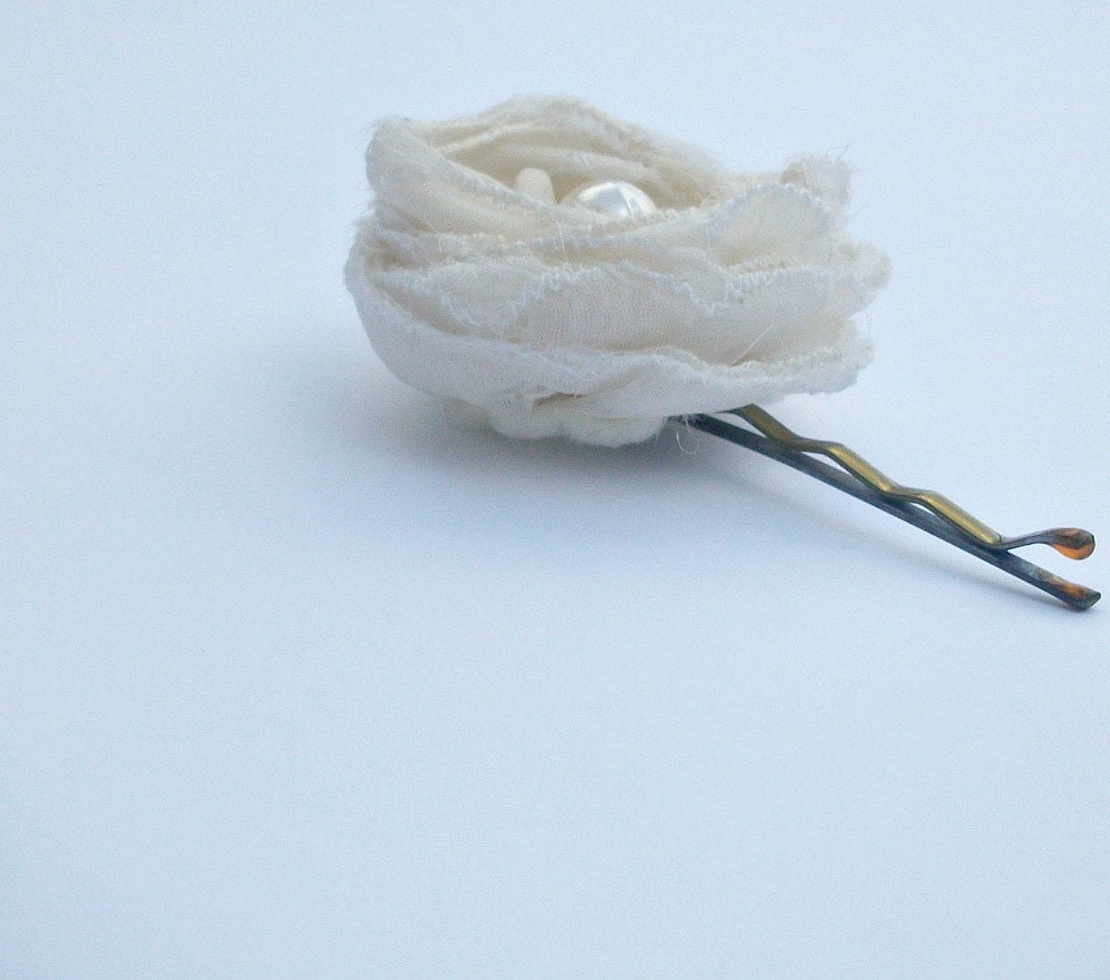 Hairpin with Silk Organza Rosette in Ivory, Flower Girl hair, Bridal hair
