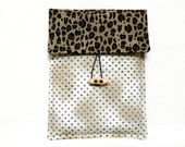 Kindle eReader Cover Sleeve in Animal Print