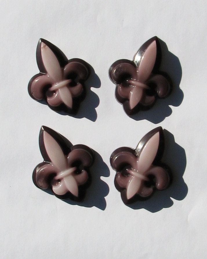Duo tone Fleur De Lis - Glycerin  novelty soaps