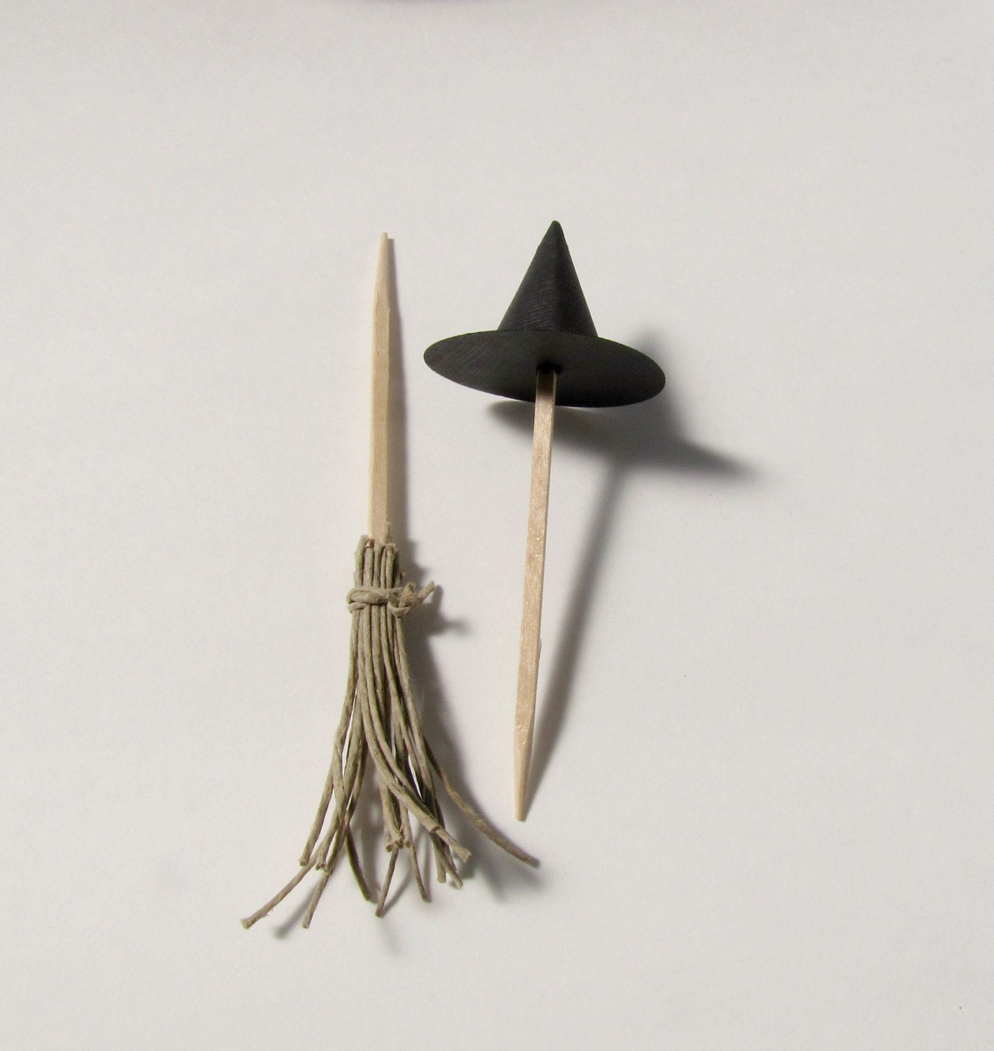 Halloween Cupcake Toppers. Witches' Brew, Set of 12 by Kiwi Tini Creations