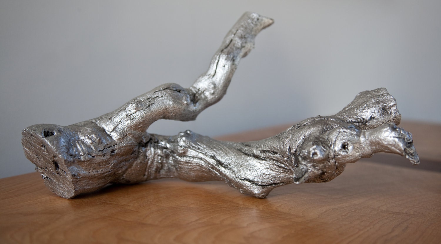 Aluminum Gilded Grapewood Branch