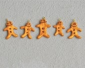 Set of 5 gingerbread man men ornaments christmas tree ornament holiday decor gift tags sculptures handmade cool clay cookies golden brown