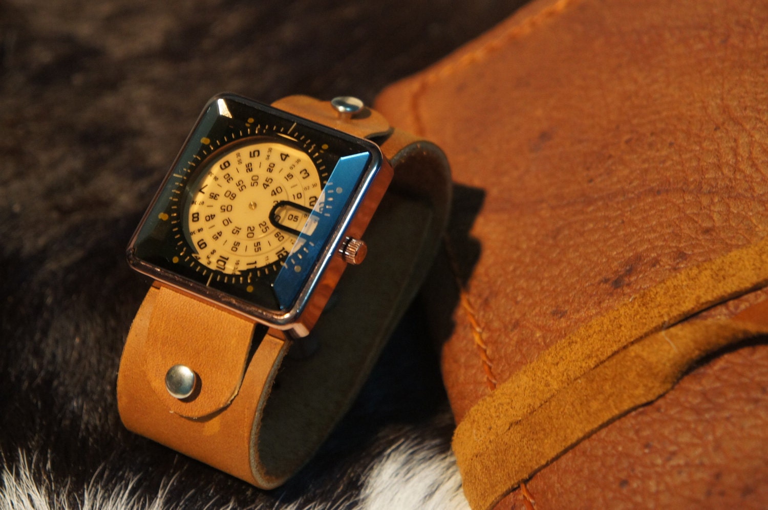 LEATHER WATCH