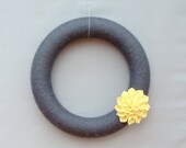 Grey Yarn Wreath. Spring door Wreath, Charcoal wreath with pale yellow felt dahlia flower. Spring home decor by Heartfelt Yarn Wreaths.