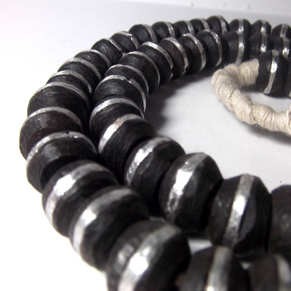 African Beads Ebony Wood with Silver Metal Inlay Rondelles Trade Beads 7x10mm (10)