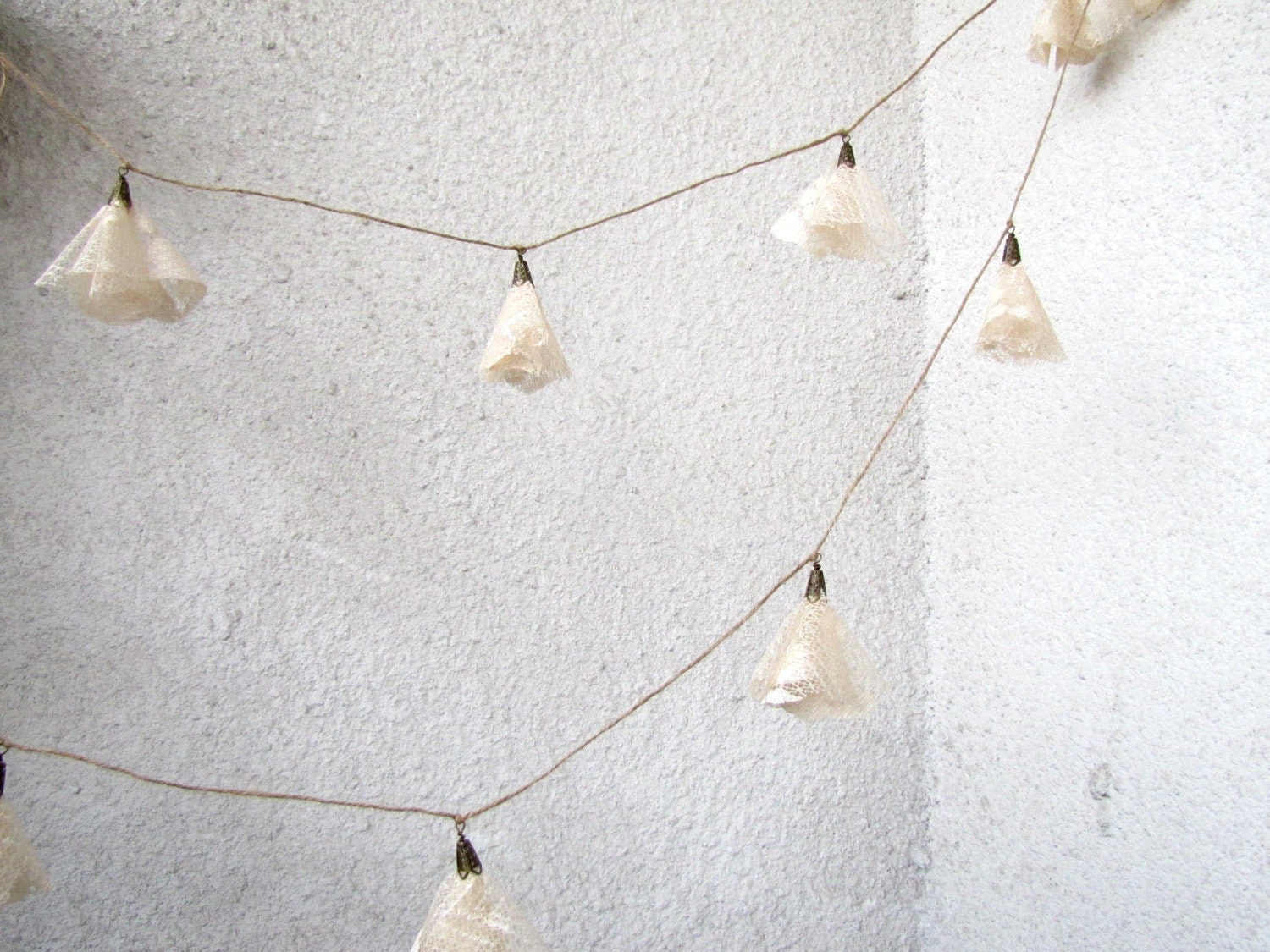 Lace Flower, blossom garland, wedding decoration, garden party, spring décor