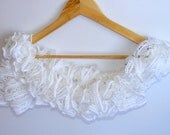 Knitted white wedding scarves, white ruffle scarf, salsa scarf, scarf trends, fashion accessory, for women, fall fashion