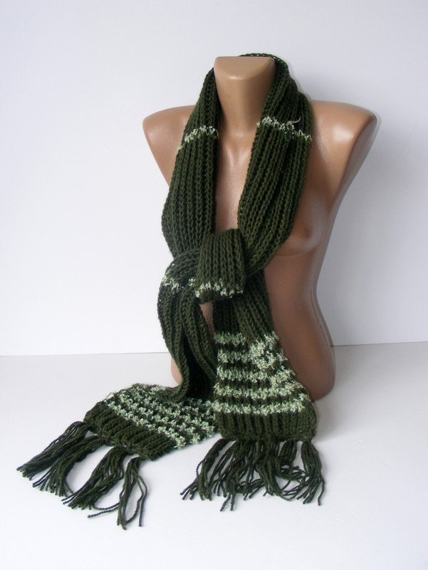 knit green scarf,fashion accessories for woman,very soft,warm,chic,gift ideas,for her,special gift,mom