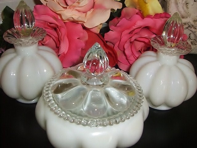 3 Piece White Fenton Silvercrest Vanity Set