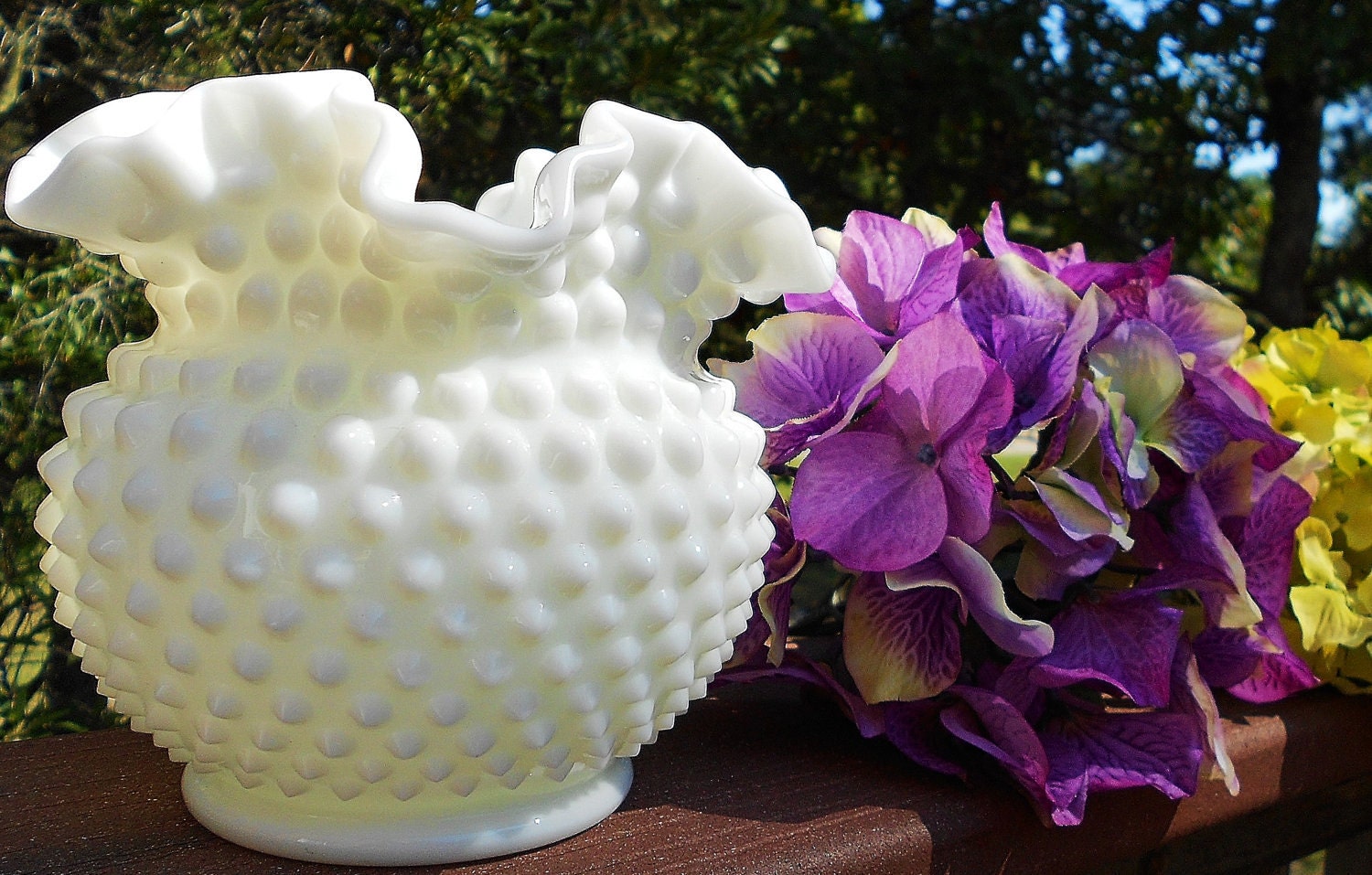 Vintage Hobnail Milk Glass Ruffled Vase-"Mint Condition"