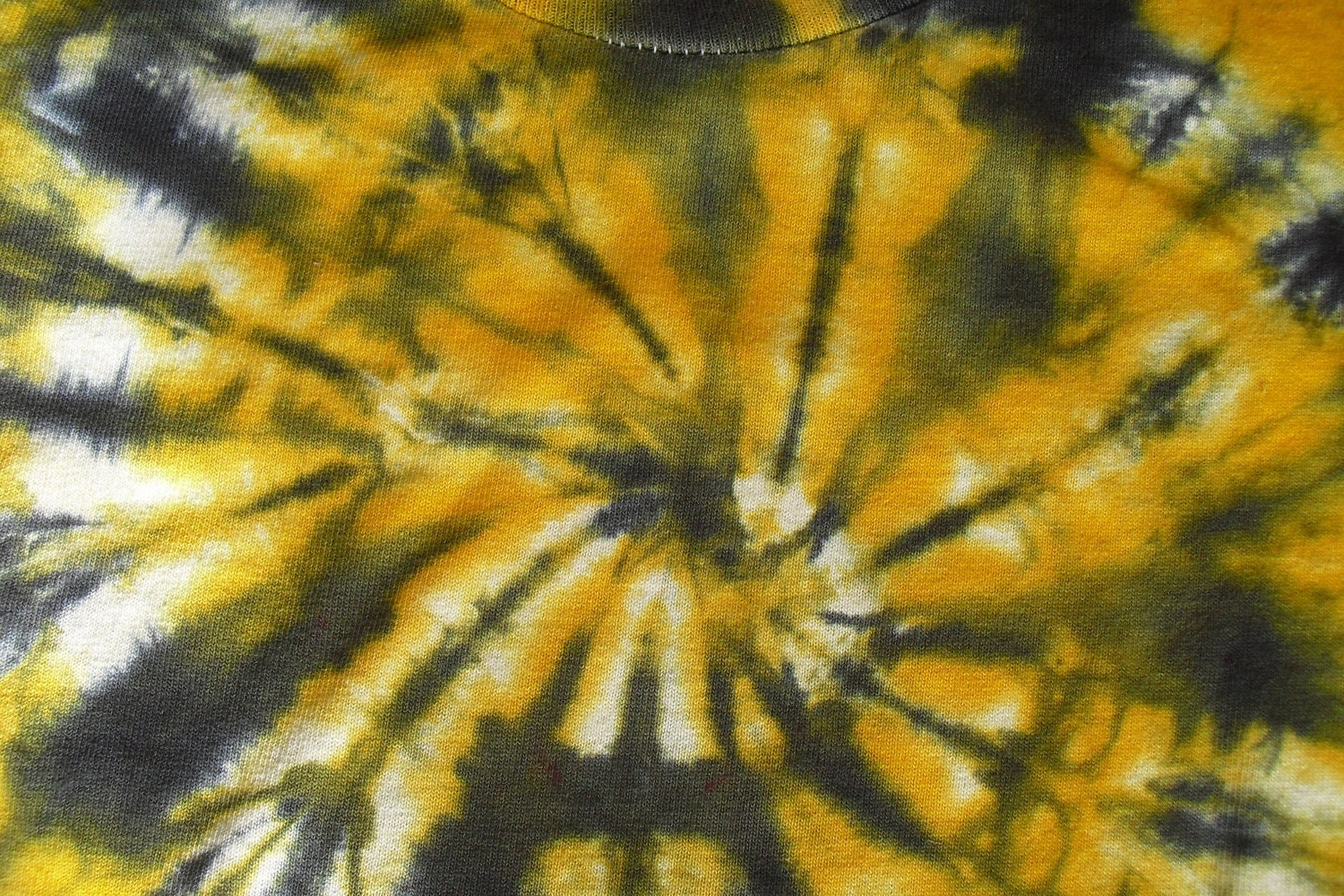 CLEARANCE SALE Tie dye 3 Toddler shirt spiraled in gold, banana yellow and black DISCOUNTED