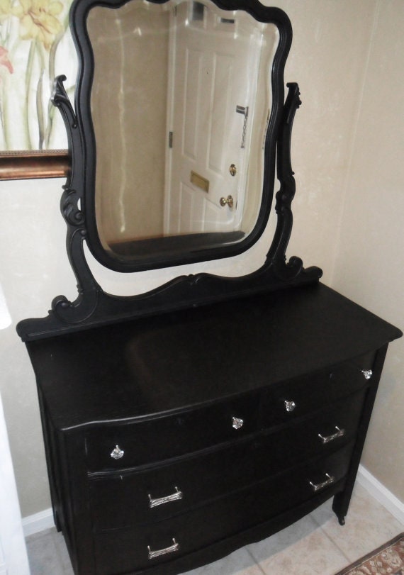 Vintage Black and White Furniture