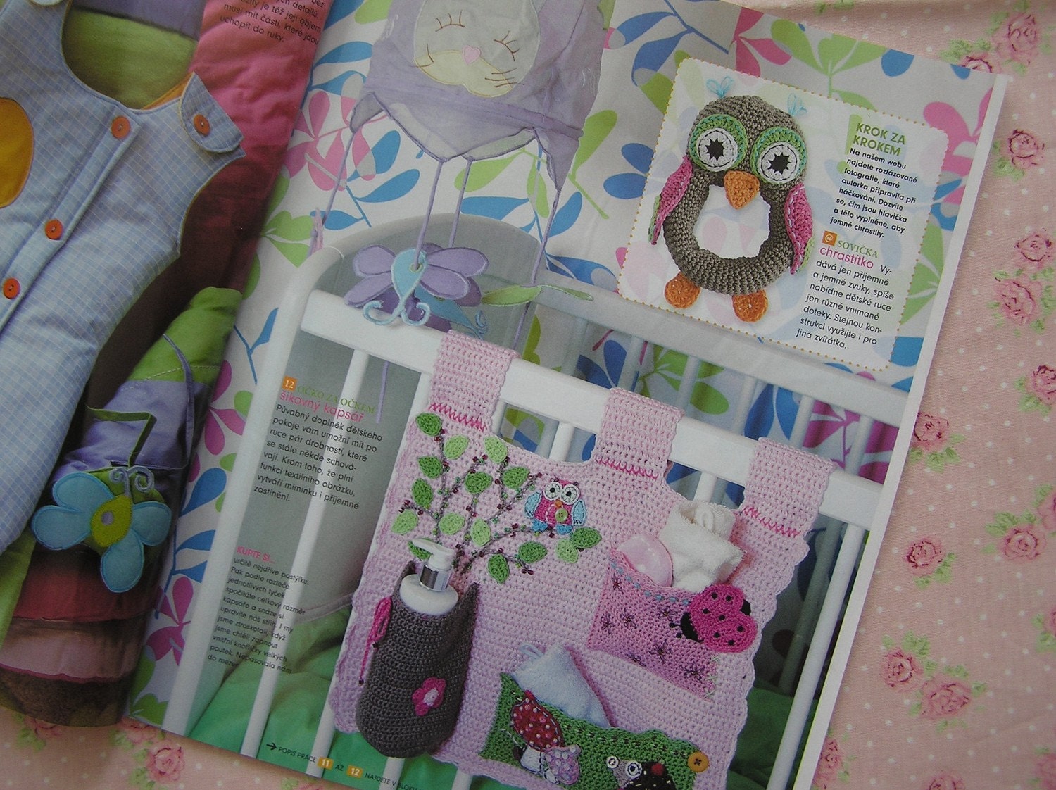 Baby girl wall-pocket organizer pdf pattern