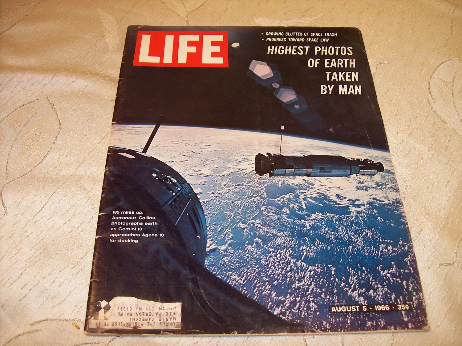 LIFE Magazine August 5 1966 Apollo space moon