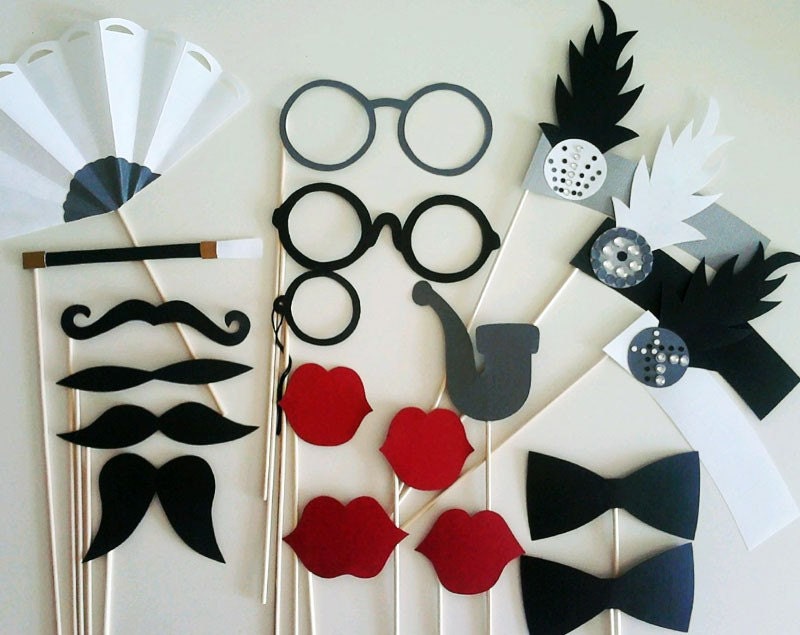 Photo Booth Props - 19 Piece Roaring Twenties