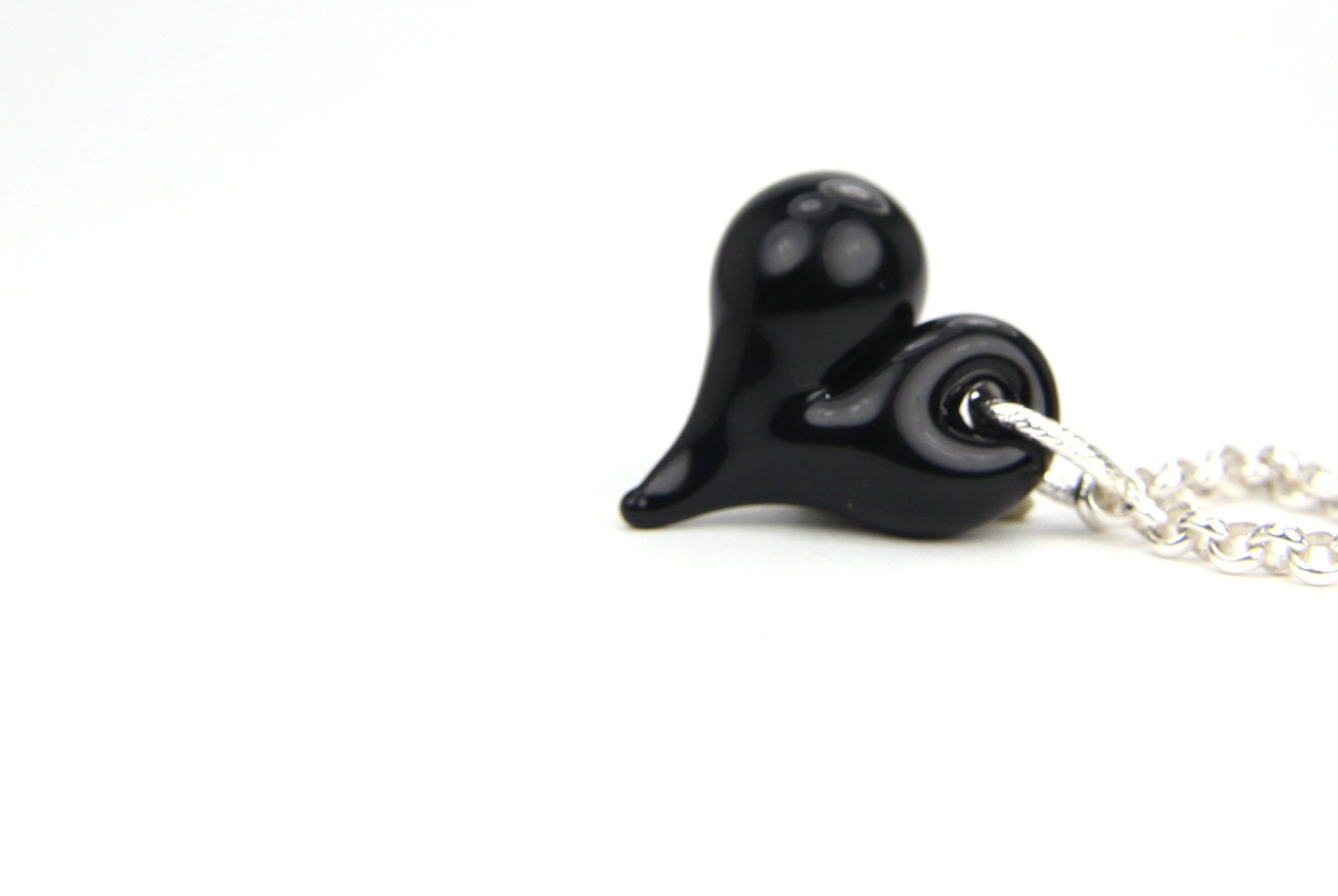 Necklace Black Heart Halloween Autumn Bridesmaid Lampwork Heart - Thebracelettree