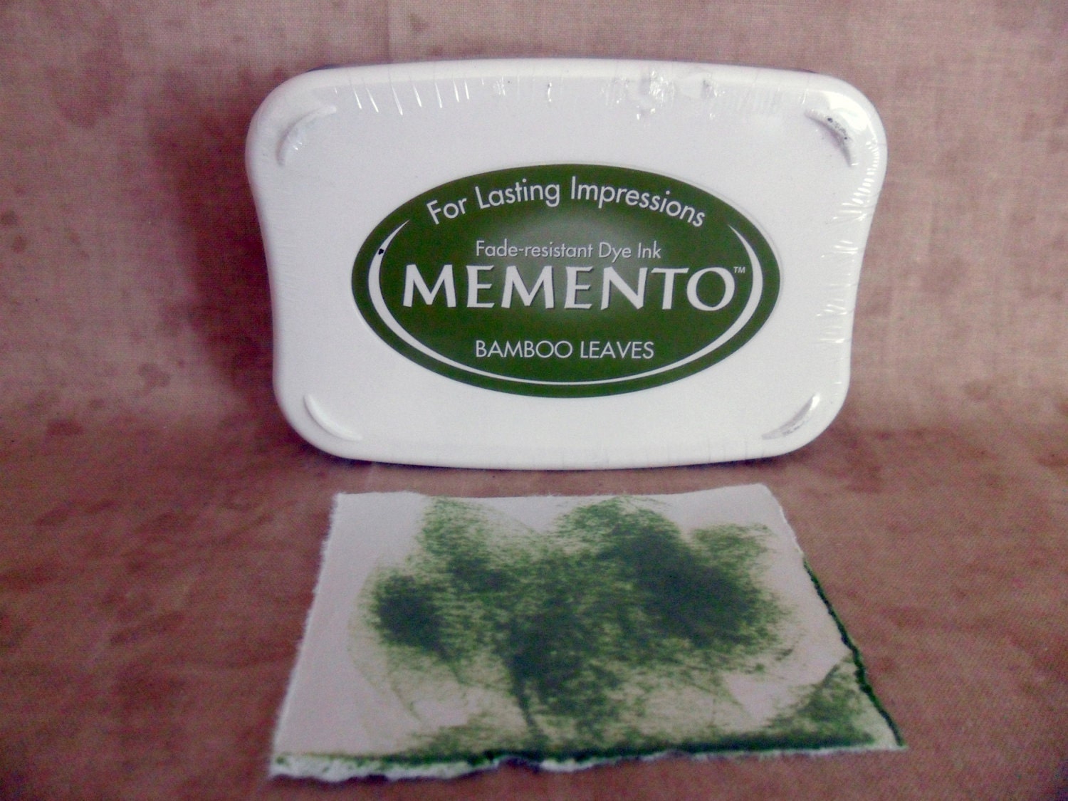 Memento Bamboo Leaves Green Dye Ink Stamp Pad by Tsukineko-SALE