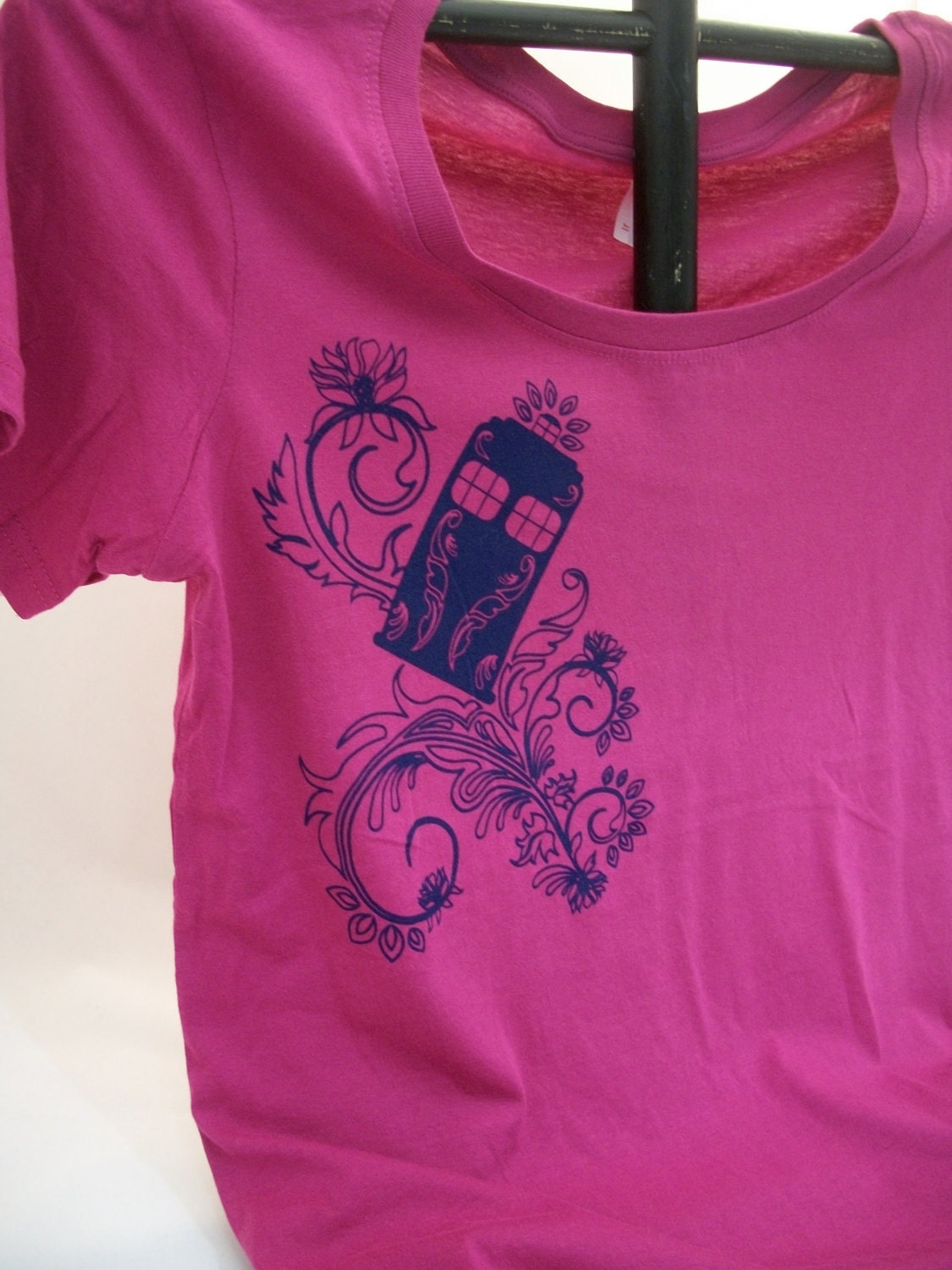L Henna Police Box Raspberry Ladies Scoopneck Tee