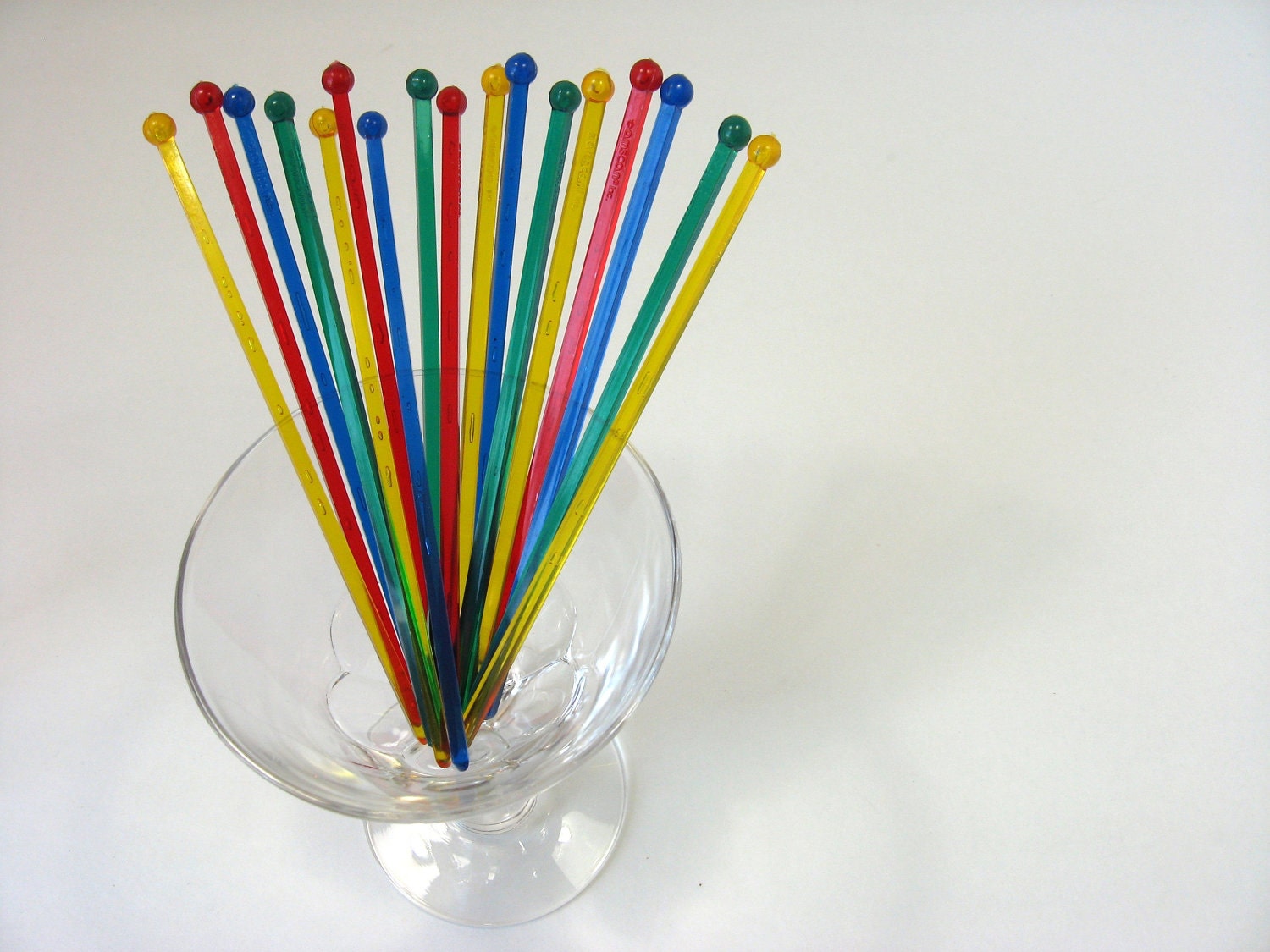 Vintage 1980s Plastic Swizzle Sticks Lt104 by munnypenney on Etsy
