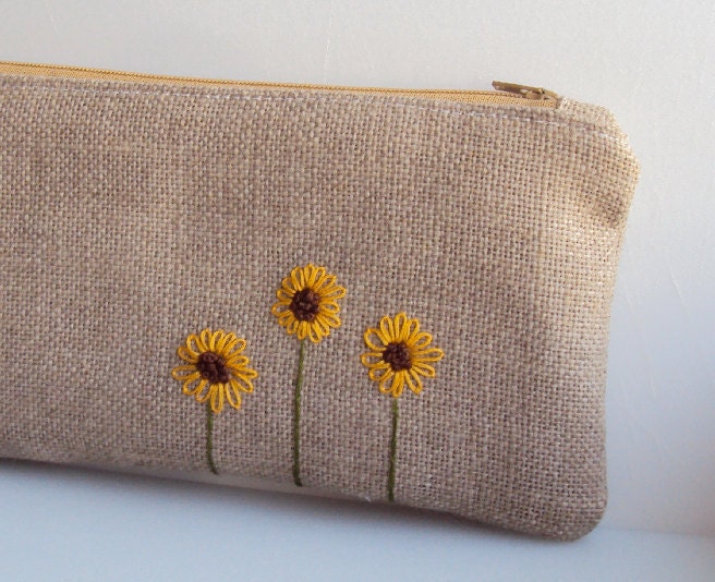 Sunflower Burlap Zipper Pouch - Hand Embroidered Rustic Clutch - Rustic Wedding - Bridesmaid Gift