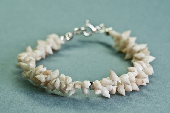 SeaShell Bracelet Beaded Mermaid Upcycled Ivory Creamy Bracelet