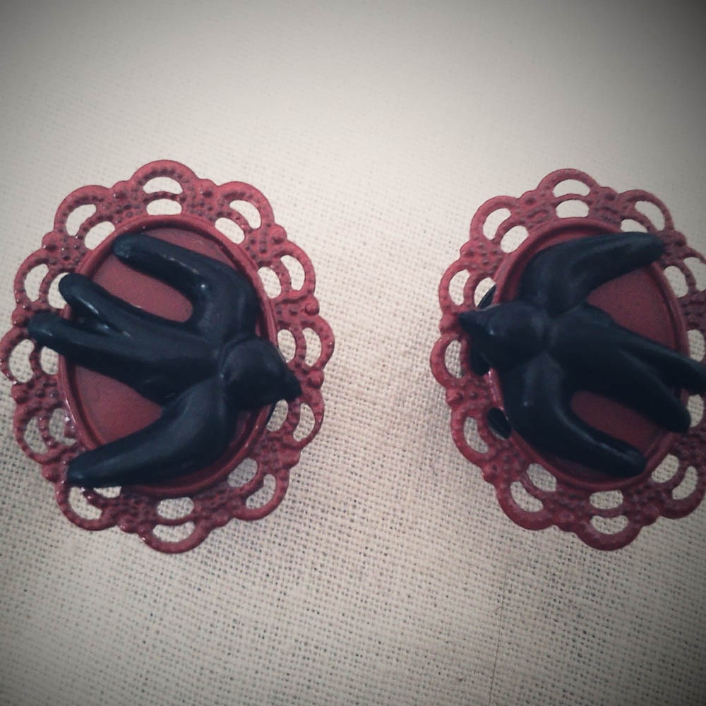 1/2 inch 13mm Black Swallows Tattoo Inspired Plugs Rockabilly Birds Punk Rock Trend Red Black