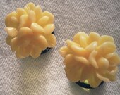 Sunshine Yellow Cluster Flower 7/16 inch 11mm Plugs Gauged Studs Decora body piercings Gyaru