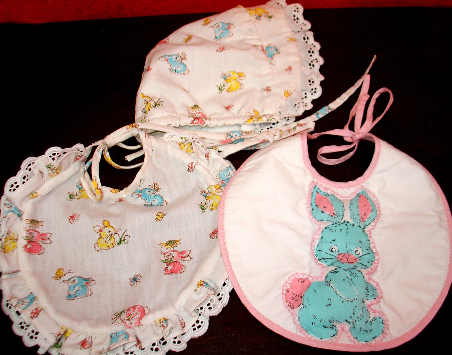 Lot of 2 1950s Baby Girl Bibs PLUS Matching Bonnet. Cute Kitsch Animals. Bunnies. Pink Yellow Blue