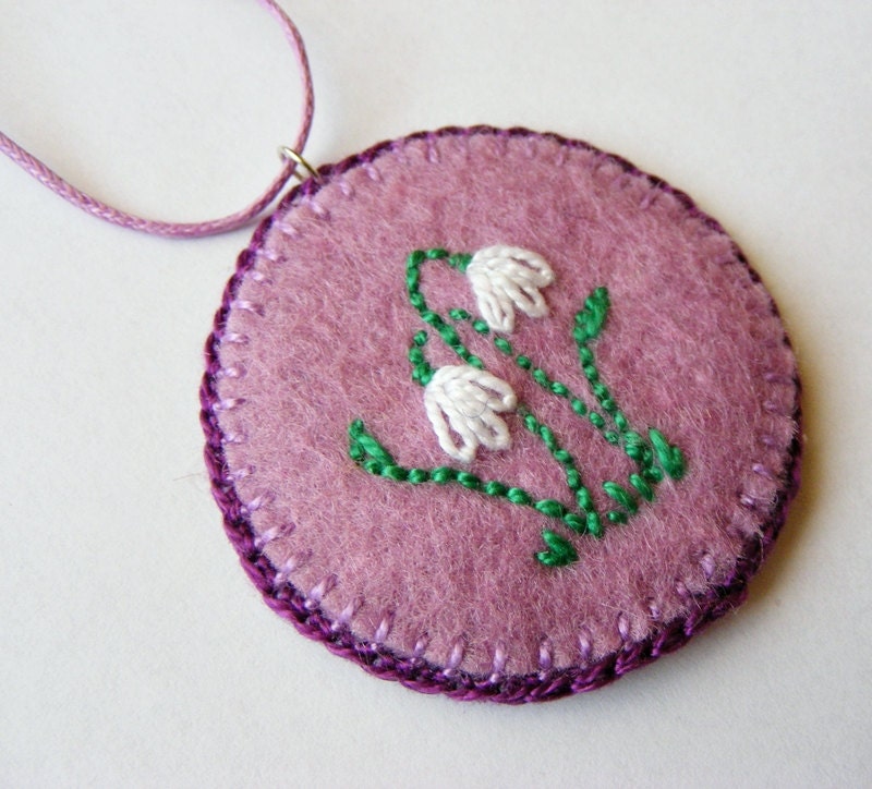 Embroidered floral necklace violet white flower green spring snowdrop