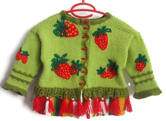 Children cardigan, Wool Kid Cardigan - STRAWBERRY FIELDS/ Children Vest/ Wool Sweater/ Children sweater for 3 to 4 years by Solandia