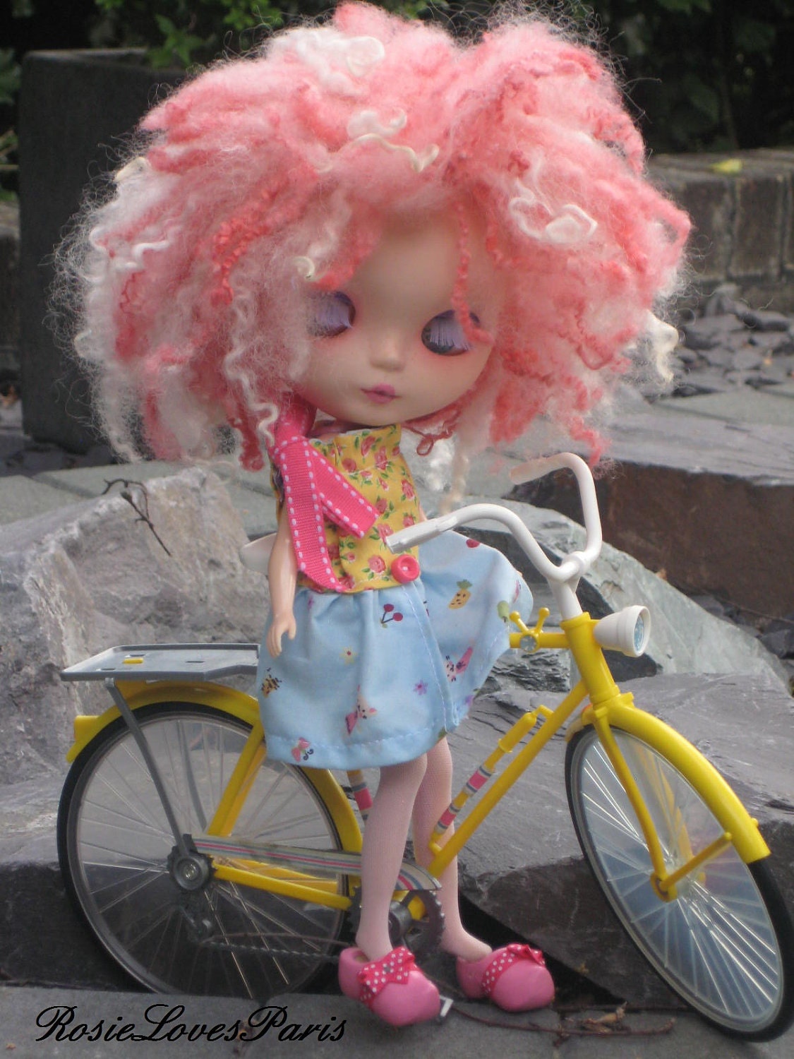 Blythe Cat Print Skirt and Rose Print Top. (11511) SALE