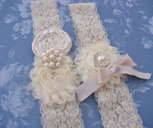 Vintage Bridal Garter Wedding Garter Set Toss Garter included  Ivory with Rhinestones and Pearls  Custom Wedding colors
