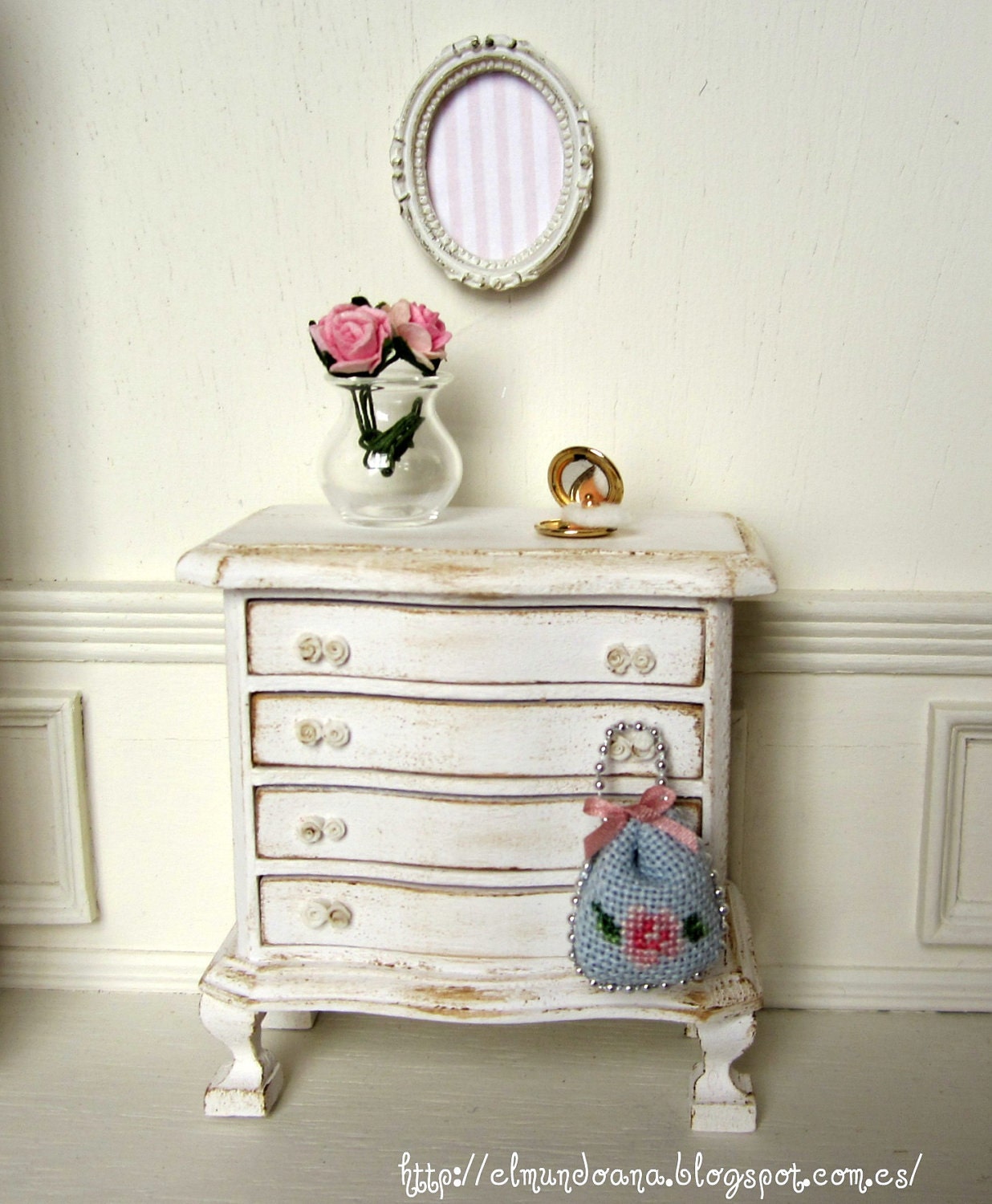 Miniature furniture dollhouse by Mundorosa on Etsy