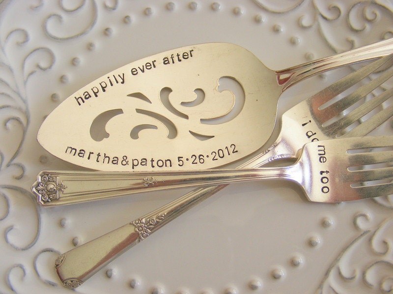 Cottage Chic Wedding Cake Server and Forks Set