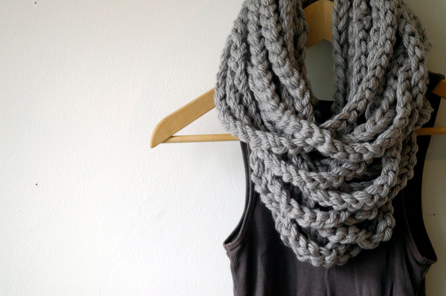 cowl, Scarf, Neck Warmer, Cowl, Infinity scarf, Circular Scarf (The Chain Warmer in Gray)