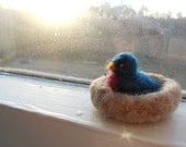 Bluebird in Nest / Summer Nature Table Felt Miniature / Tiny Waldorf-style Animal Toy / Needle Felted Bird / Valentine Gift