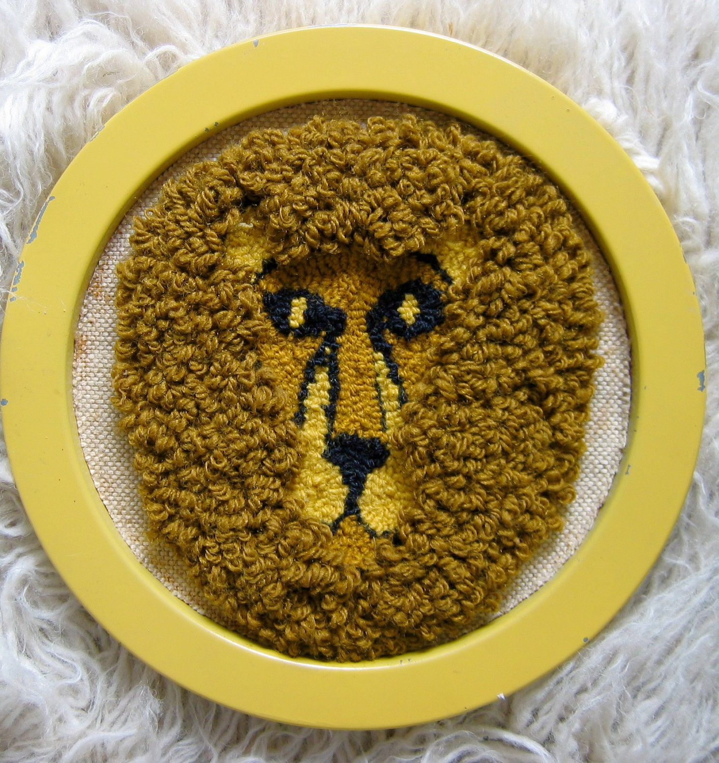 Vintage 60's Groovy Leo the Lion. Wall decor in metal frame. Kitsch, Mid Century, Hippie.