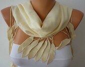 Creamy White Scarf Women Pashmina  Scarf  - Cotton Scarf - Cowl with Lace  Edge - Creamy White