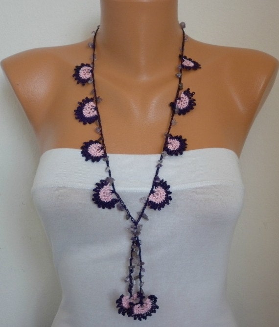 Crocheted Necklace oya flower with semiprecious stones - Flower