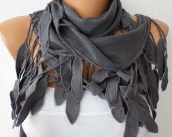 Women Pashmina  Scarf  - Cotton Scarf - - Cowl with Lace  Edge - Gray