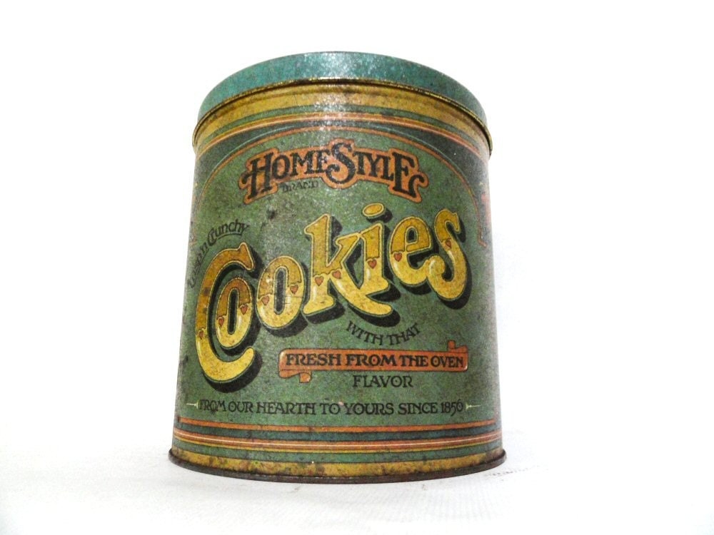 Huge vintage metal cookie tin fresh from the oven by