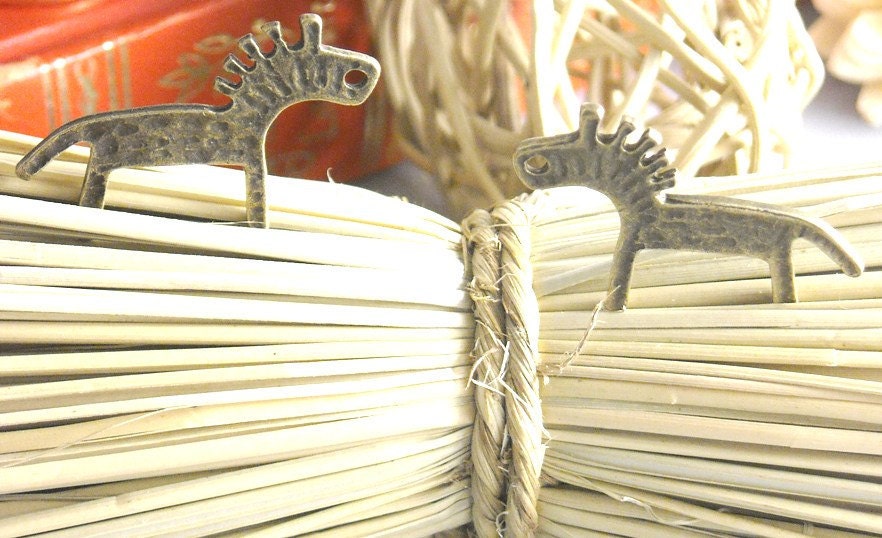 CHARM-AB-HORSE - 5pcs Antique Bronze Whimsy Horse Charms