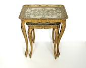 Vintage Italian Florentine Nesting Tables / Tray Tables in Gold Gilt (Set of 2)