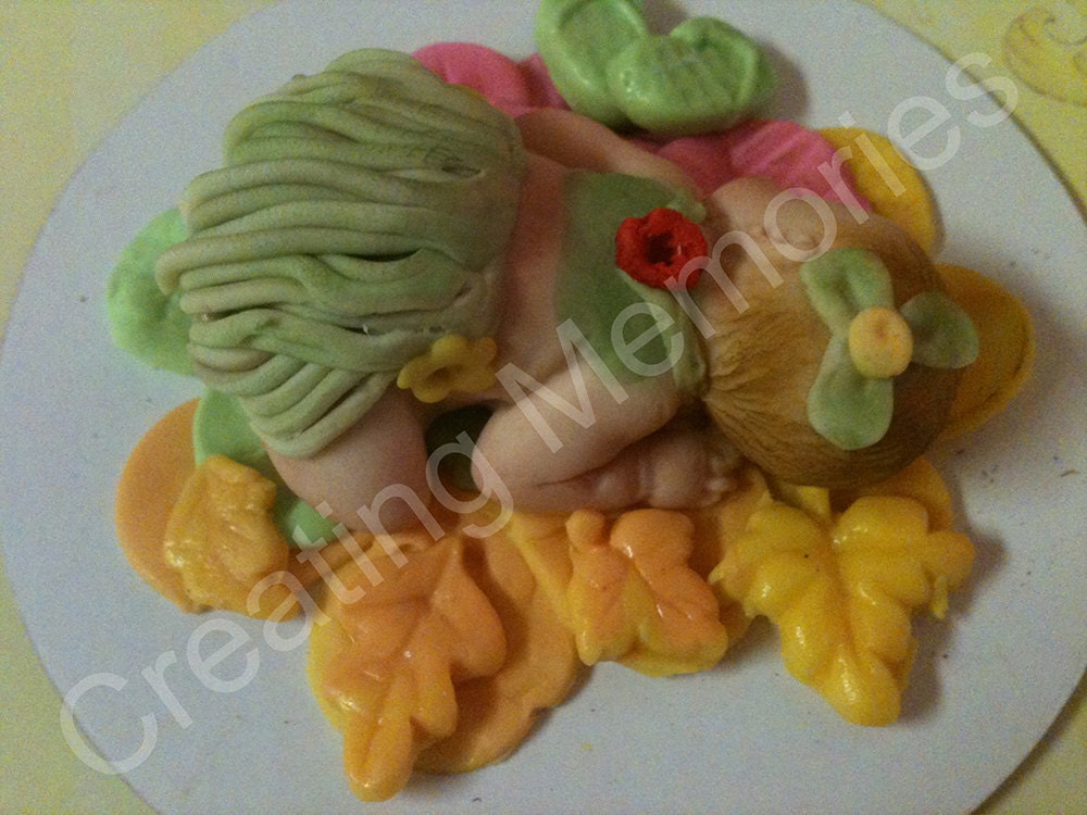 Hawaiian Baby fondant cake or cupcake topper