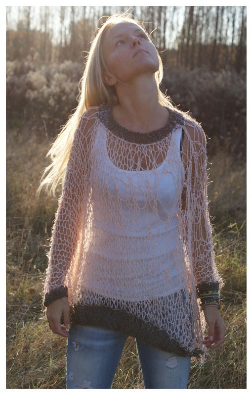 Fine Bat Sleeves Sweater.