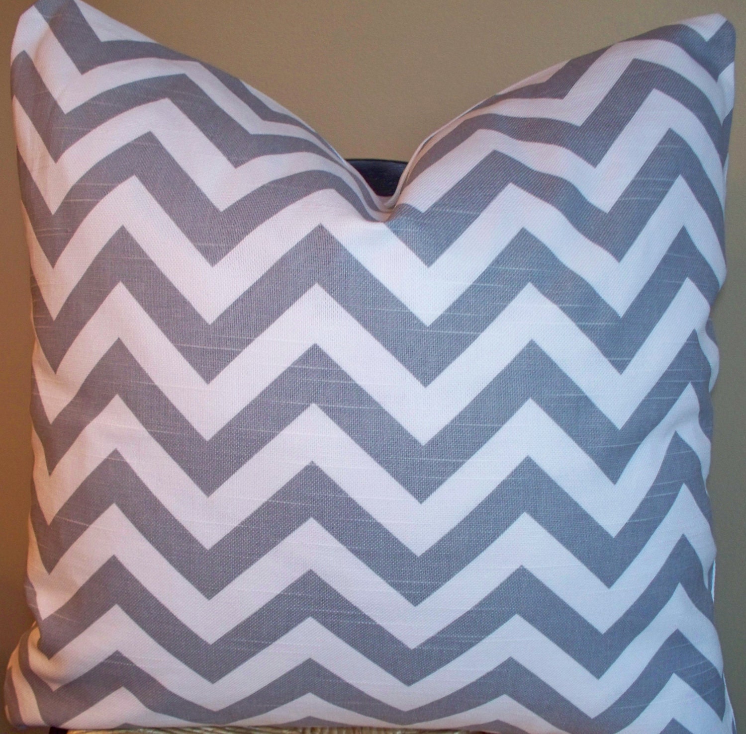 Decorative Pillow Gray White Zig Zag Chevron Throw Pillow Accent Pillow 18X18