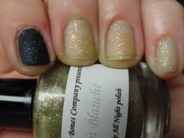 Nuit Blanche White Night Nail Polish Lacquer Soft Yellow Flake Glitter